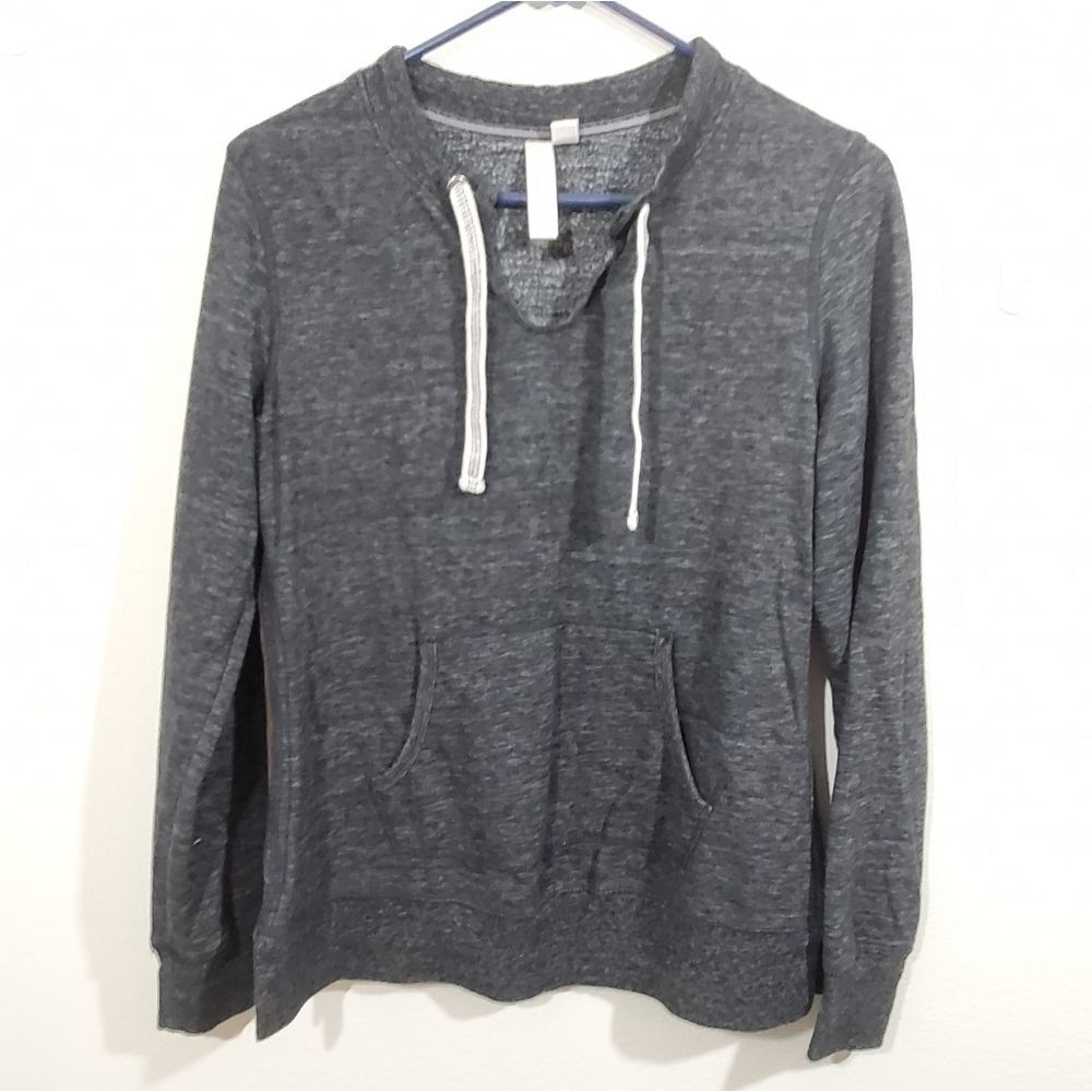 Greentea kangaroo pocket sweatshirt